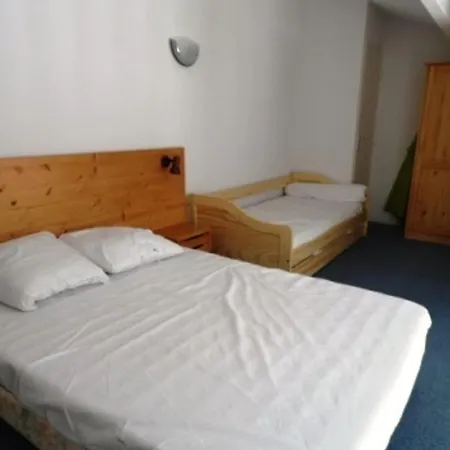 Сasa de vacaciones Maisonnette Avec Piscine, Animaux Acceptés à - Fr-1-194-329 *