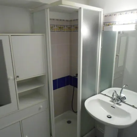 Maisonnette Avec Piscine, Animaux Acceptés à - Fr-1-194-329 * La Faute-sur-Mer