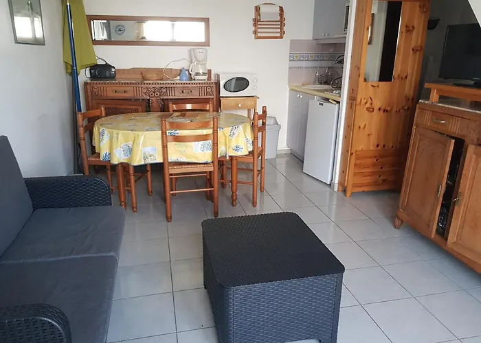 Maisonnette Avec Piscine, Animaux Acceptés à La Faute-sur-mer - Fr-1-194-329 * La Faute-sur-Mer